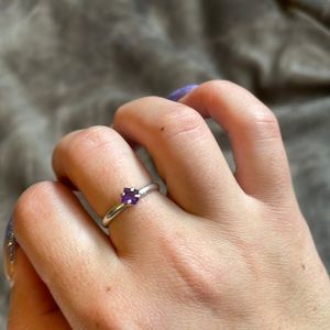 Sterling silver amethyst crystal ring
